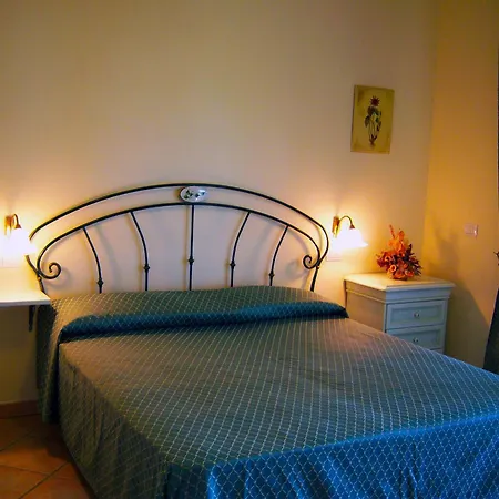 Patrizia בית נופש Montefiore dellʼAso